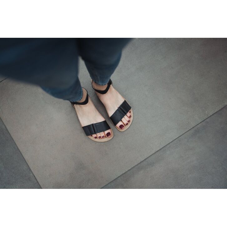 Be Lenka Sandalen Iris Black 43