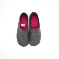 Gottstein Wool Slip-On Grey Raspberry 42