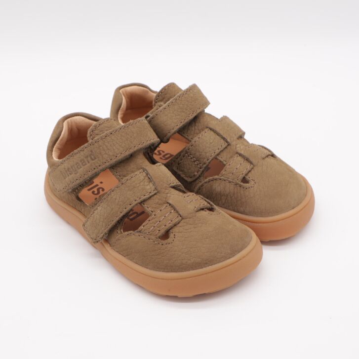 bisgaard barefoot sandal floyd earth
