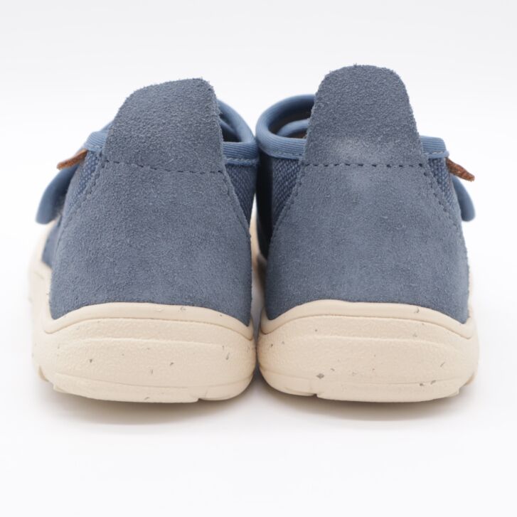 bisgaard barefoot basic to the moon 28